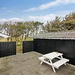Florencia - 450m From The Sea By Interhome